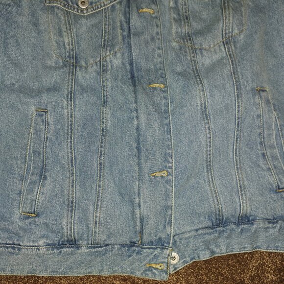 Levi Strauss &CO. Light-Wash Collarless,  Denim Trucker Jacket - Picture 12 of 14